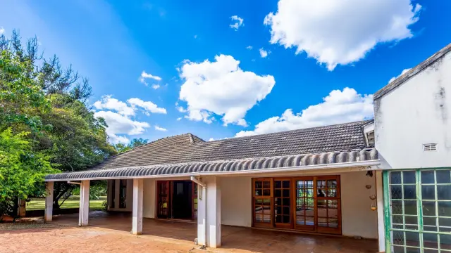Other Commercial to Rent in Borrowdale