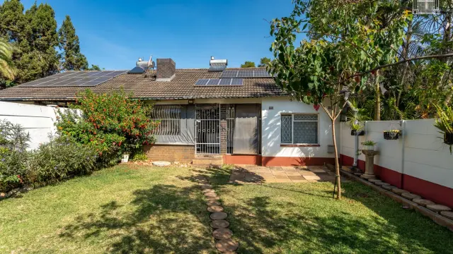 Flat/Apartment to Rent in Avondale West
