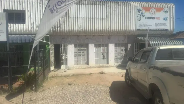 Retail/Shop to Rent in Hatfield