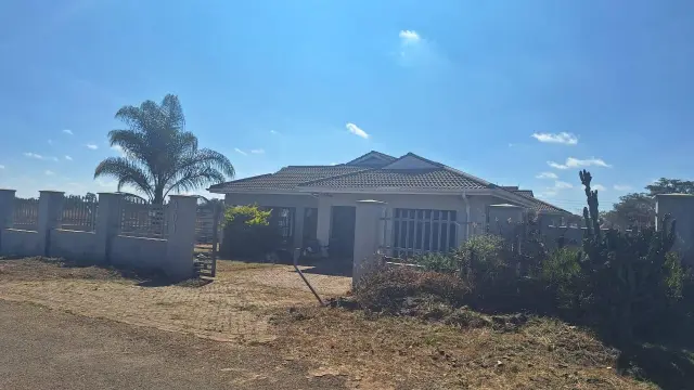 House for Sale in Fairview