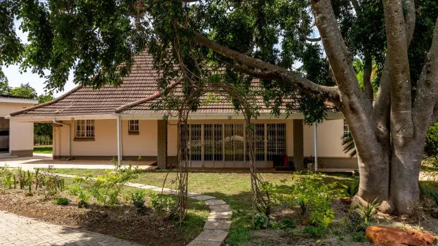 4 Bedroom House to Rent in Mount Pleasant