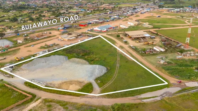 Commercial Stand for Sale in Whitecliff