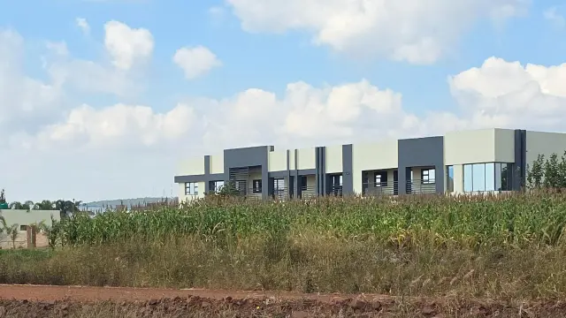 Residential Stand for Sale in Norton