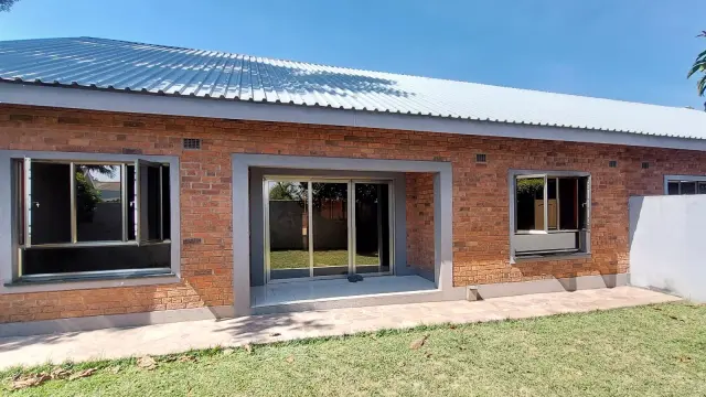 Flat/Apartment to Rent in Newlands