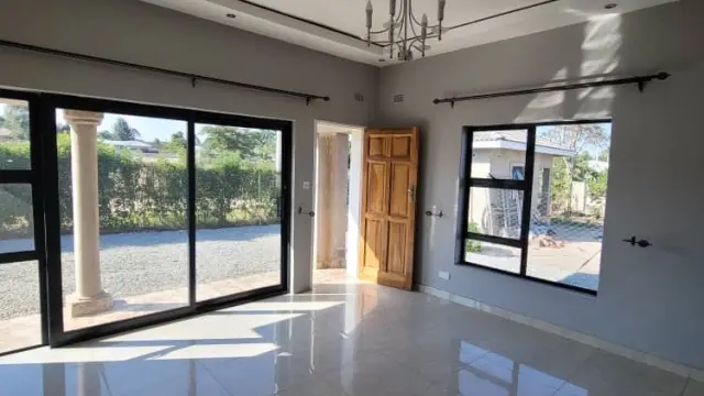 3 Bedroom House to Rent in Avondale