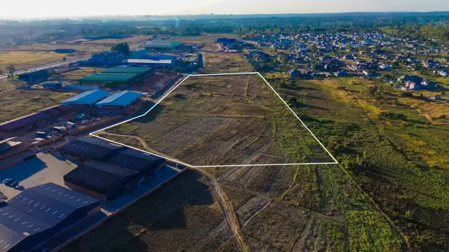 Industrial Stand for Sale in Arlington
