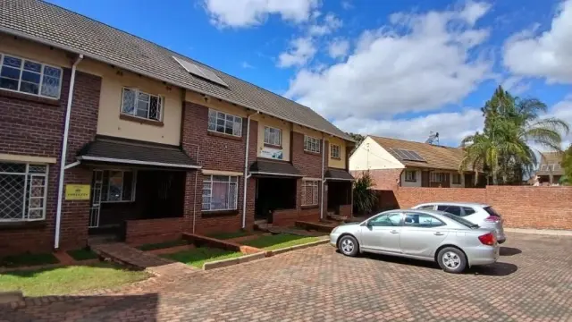 Office to Rent in Avondale