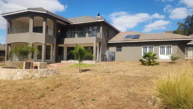 House to Rent in Helensvale