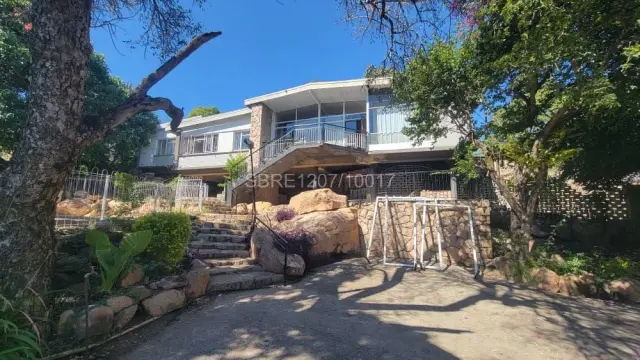 House for Sale in Burnside