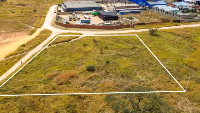 Industrial Stand for Sale inRuwa