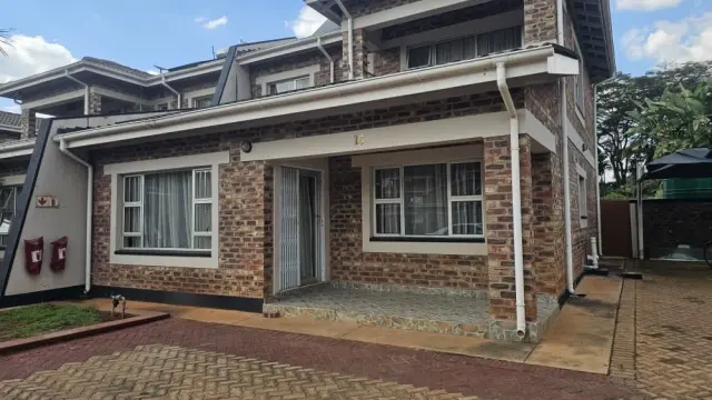 Townhouse/Cluster to Rent in Greendale