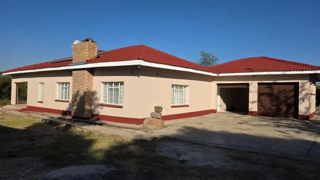 House for Sale in Burnside