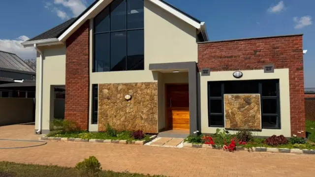 Townhouse/Cluster to Rent in Chisipite