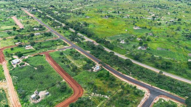 Stand for Sale in Lake Chivero