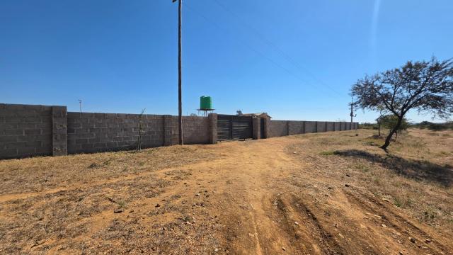 Stand for Sale in Kensington Byo