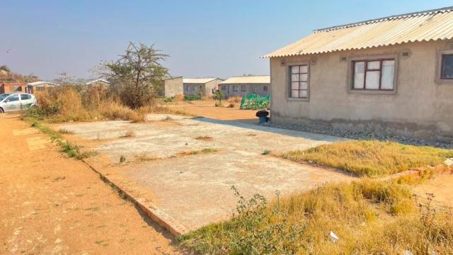 Stand for Sale in Emthunzini