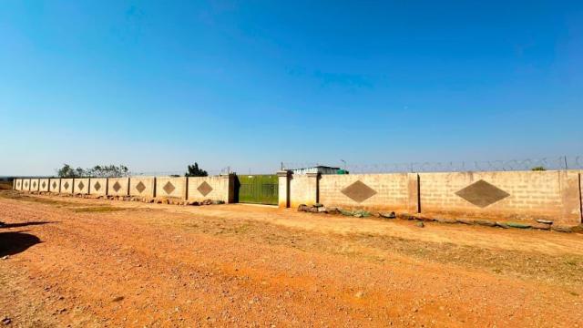 Stand for Sale in Kensington Byo