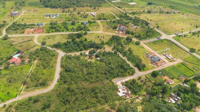 Upmarket Residential Stands In Lifestyle Estate