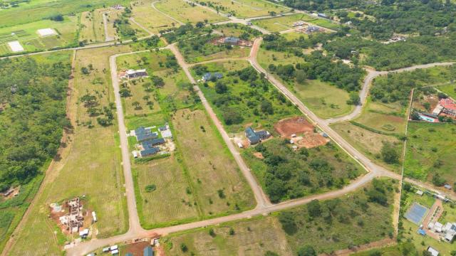 Upmarket Residential Stands In Lifestyle Estate