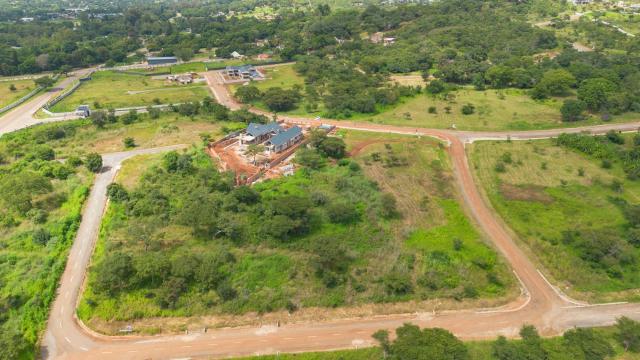 Upmarket Residential Stands In Lifestyle Estate