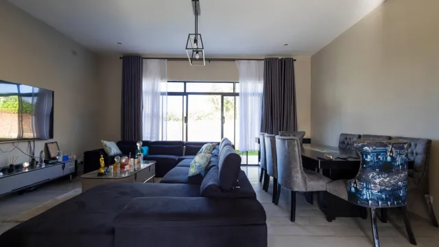 Townhouse/Complex/Cluster for Sale