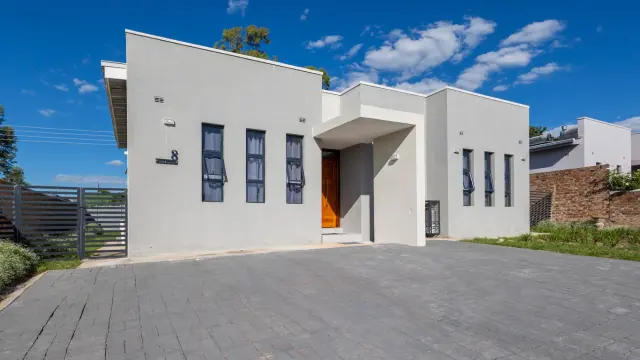 Townhouse/Complex/Cluster for Sale