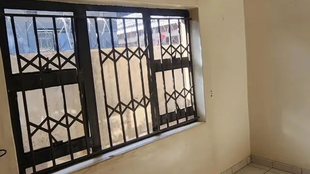 Room to Rent in Aspindale Park
