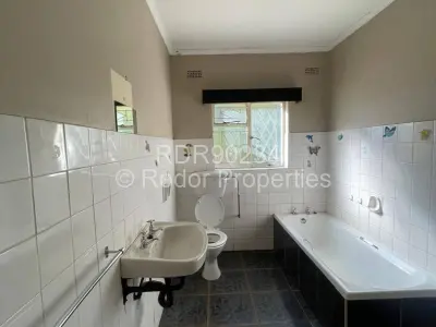 Cottage/Garden Flat to Rent in Morningside Byo