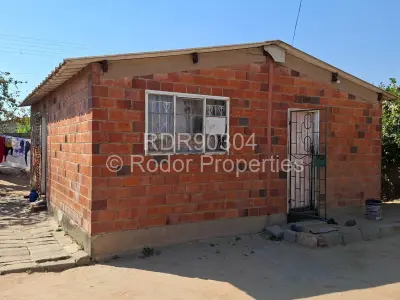 House For Sale in Luveve