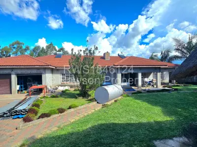 House for Sale in Rockview