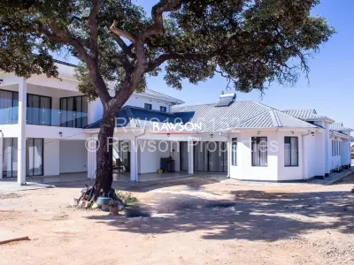 House for Sale in Arlington