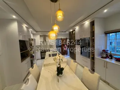 Commercial Property for Sale in Monavale