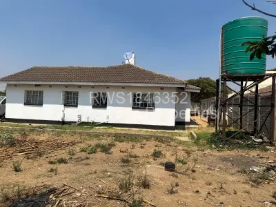 House for Sale in Zimre Park