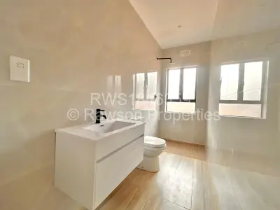 Townhouse/Complex/Cluster for Sale in Pomona
