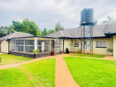 House for Sale in Emerald Hill