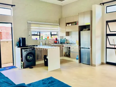 Townhouse/Cluster For Sale in Arlington