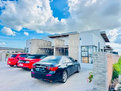 Townhouse/Cluster For Sale in Arlington