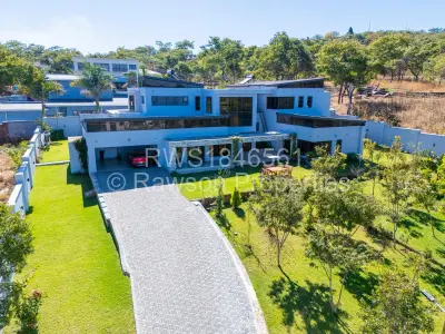 House For Sale in Borrowdale