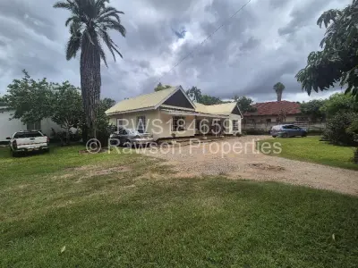 House For Sale in Avondale