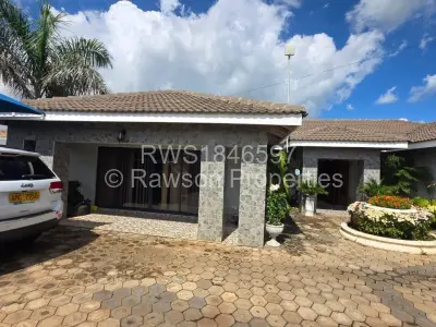 House For Sale in Haydon Park