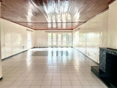 House For Sale in Belvedere