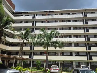 Flat/Apartment For Sale in Avenues