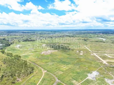 Residential Stand For Sale in Manresa