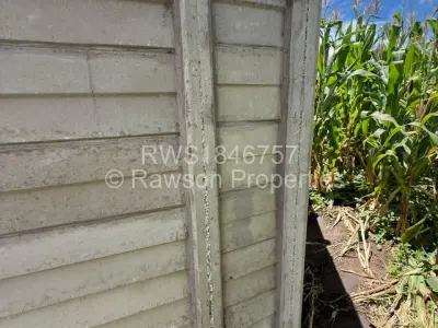 Residential Stand For Sale in Manresa