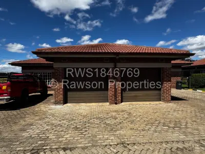 Cottage/Garden Flat For Sale in Avondale West