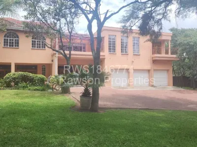 House For Sale in Glen Lorne