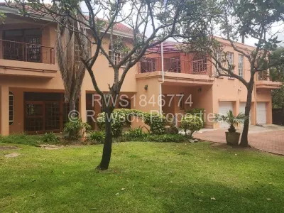 House For Sale in Glen Lorne