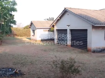 House For Sale in Chinhoyi