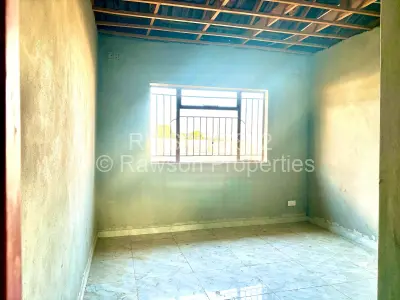 House For Sale in Zimre Park