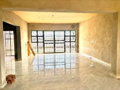 House For Sale in Zimre Park